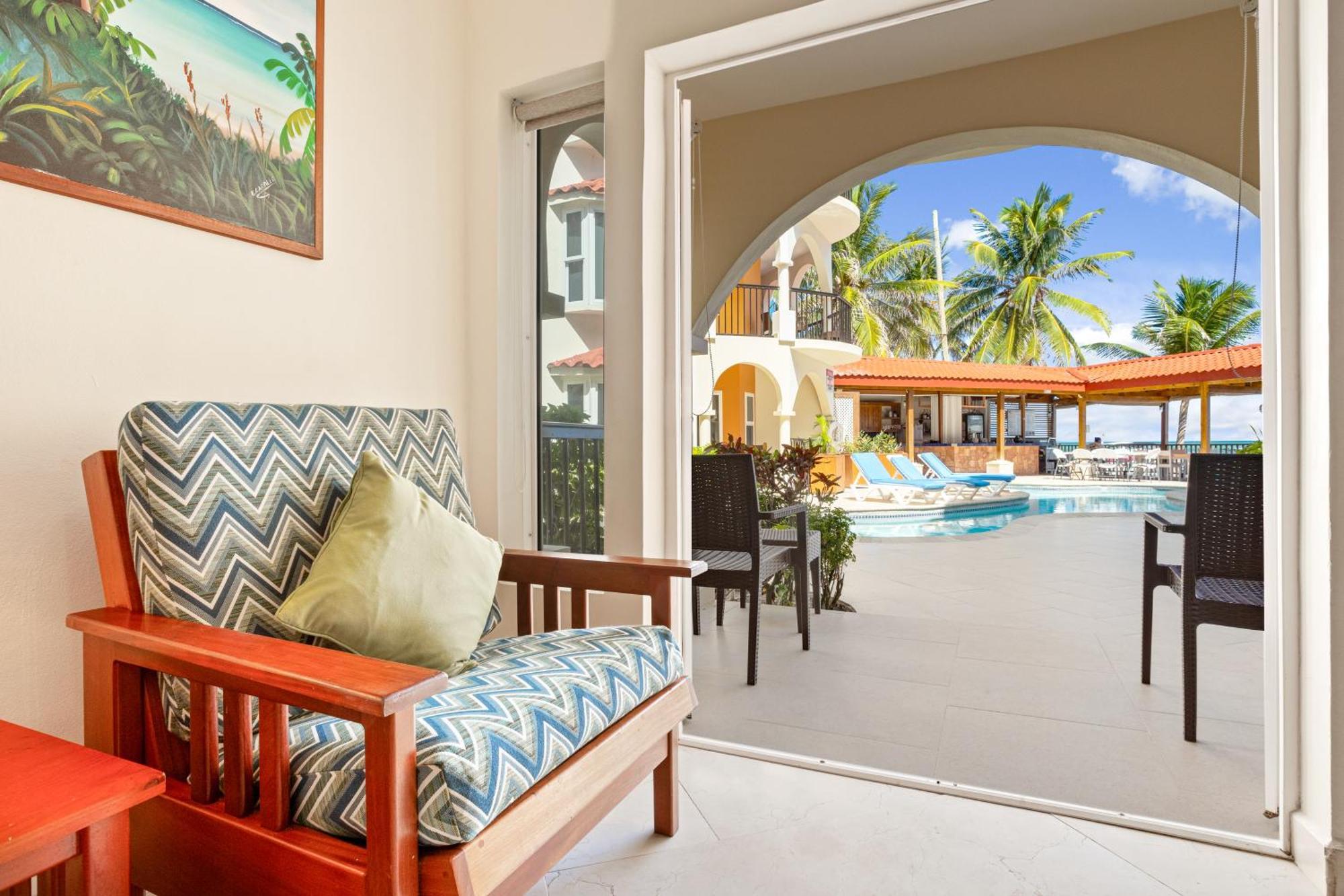Sunbreeze Suites San Pedro  Ngoại thất bức ảnh