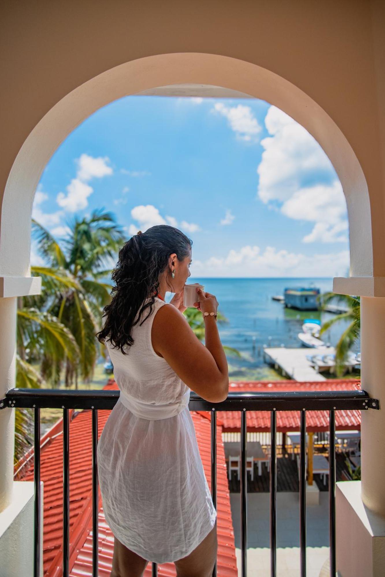 Sunbreeze Suites San Pedro  Ngoại thất bức ảnh